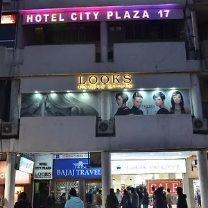 Hotel Plaza 17, Chandigarh