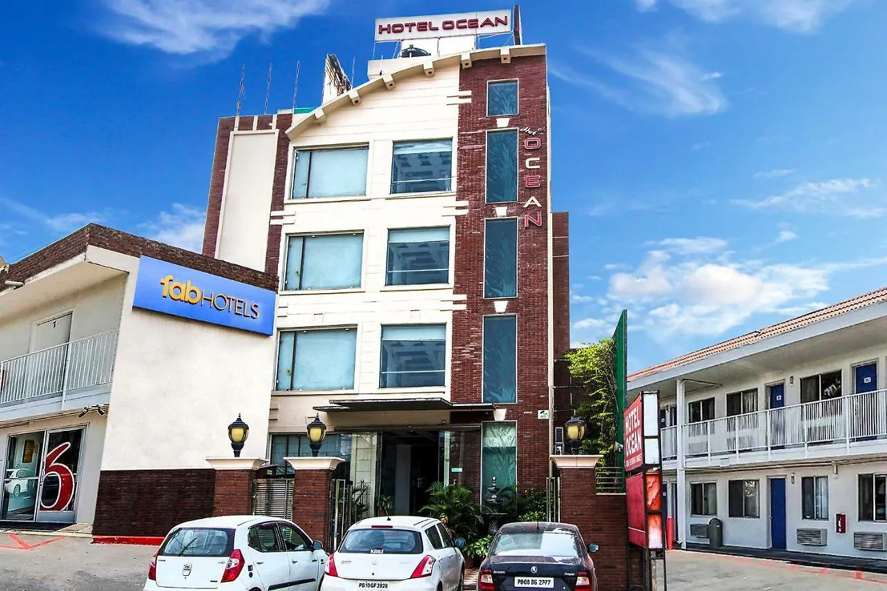 *** Hotel Fabhotel Ocean Mohali India